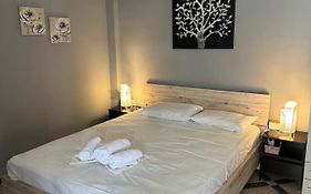 Grey Pearls Apartments
